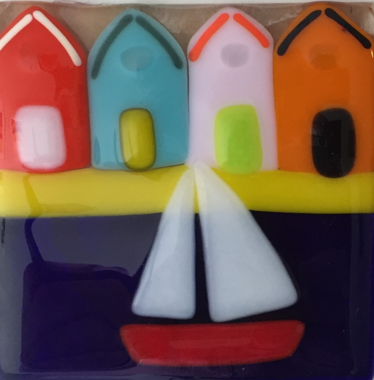 Picture of Tobermory (fused glass) by Ann Dawson