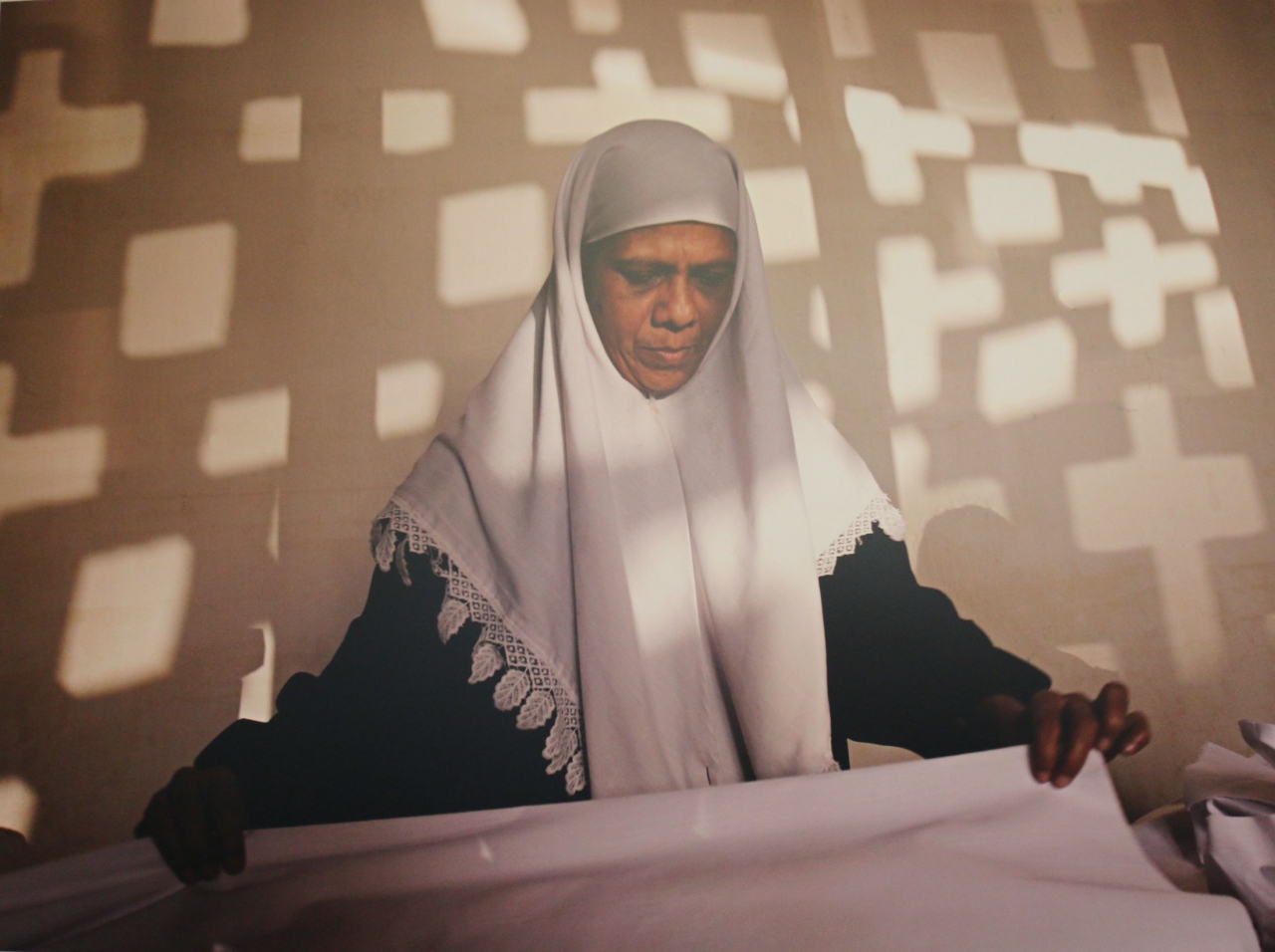 Picture of Making new uniforms after tsunami, Matara, Sri Lanka by David Graham