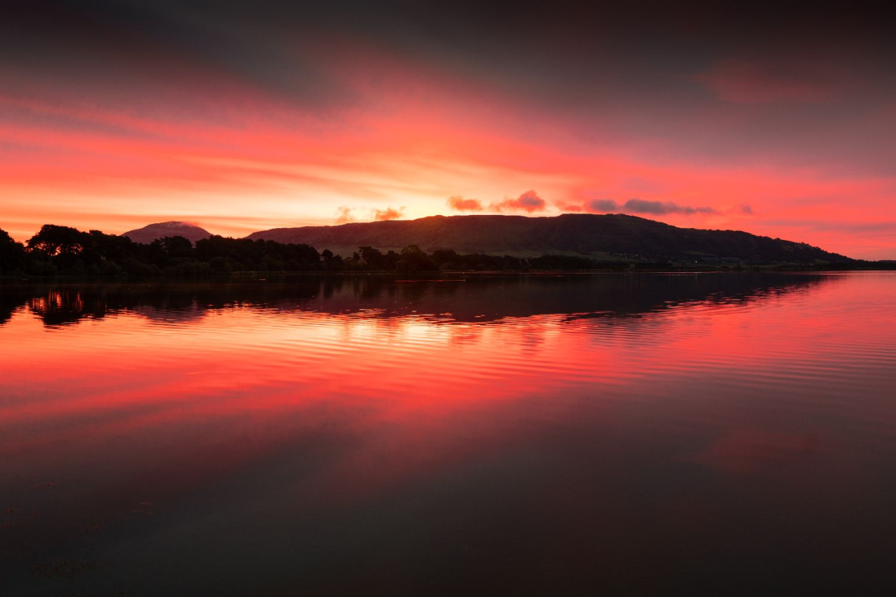 Picture of Loch Leven Sunrise by Richard Bauld